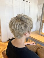 ローマ ギンザ(ROMA Ginza)&nbsp;ホワイトベージュ × ショートマッシュ