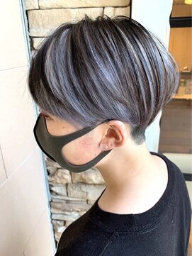 ボイスヘア(voice hair) コントラスト感がオシャレなグレージュアンブレラカラー