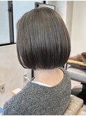 透明感ブリーチカラー明るめアッシュグレージュ*ミニボブ