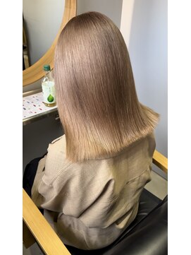 チル(CHILL) 【Meg~chill松山~】ミルクティーベージュ