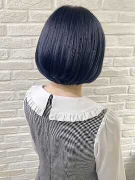 ヘアリゾート粋 新宿三丁目本店 《前地　麻衣》暗髪ナチュラルショートボブ