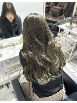 イヴ(I've) オリーブカラー×ゆる巻き