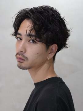 バイフィフス 原宿/表参道(by fifth) 原宿シャドウパーマ大人ビジネスメンズカットセンターパート30代