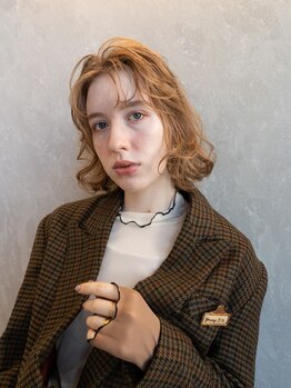 《カラー＋TR\7500～》ダブルカラー/インナーカラー/イヤリングカラーお任せください《新小岩駅/徒歩3分》