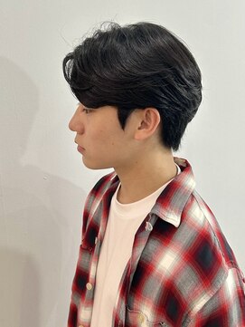 クロト(Clotho) センターパート/フェザーパーマ/波巻きツイストスパイラル