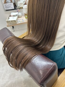 エレノア 自由が丘店(Eleanor) 自由が丘/艶髪ロング/トリートメント/イルミナカラー