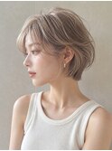 大人気の大人可愛い耳掛けショートボブ