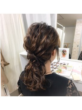 ヘアセット専門店 ナゴミ 渋谷店(nagomi) ローポニーテール