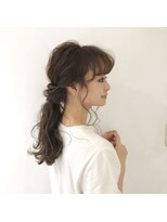 アリーズ シブヤ(ALLYS shibuya)&nbsp;大人かわいい 後れ毛たっぷり ヘアアレンジ 結婚式◇二次会ヘア