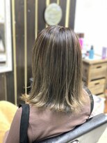 シーカ(siiqa)&nbsp;外ハネバレイヤージュ☆