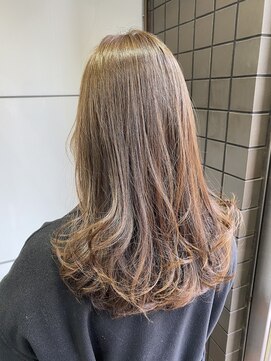 シェノン 梅田(CHAINON) ピンクベージュ×おとな上品