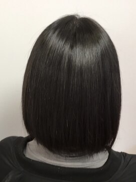 アトリエカットクラブ 素髪ストレートボブ