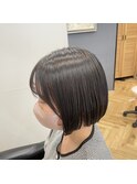 顔まわりレイヤー×ショートボブ