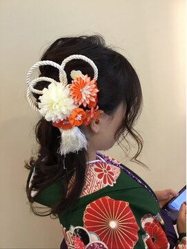 ループ ヘアー(LOOPhair) ハーフアップ