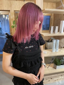ライト(LIGHT) pink hair