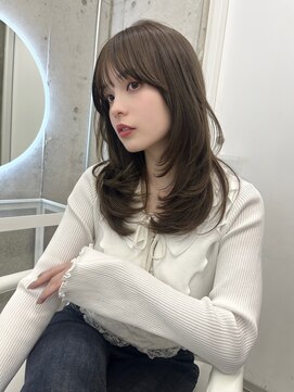 アリュウル 表参道(ALLURE) ワンカールで可愛いレイヤーカット＊オリーブベージュ