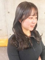 エンドット(en.)&nbsp;ロングレイヤー&顔周りカット　担当寺尾