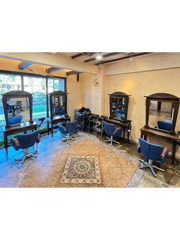 モロッコをイメージしたこだわりの店内◇あなたに1番似合うデザインをご提案し、お客様の綺麗をサポート♪