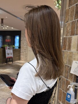 ピークアブー アヴェダ アトレ恵比寿(PEEK-A-BOO AVEDA) ハイライト/セミロング