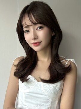 エインアンリー 明治神宮前(AIN.ANLY.) ワンカールレイヤーカット美髪バング薄め前髪小顔カット