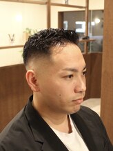 アザーハーフ(Other Half) スキンフェード×アイロンパーマ　大人パーマスタイル！