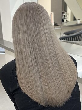 ラック 表参道(LUCK) ミルクティーベージュ/グレージュ/艶ハイトーン/ブリーチ