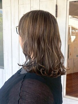 モーラ 浅香山店(MOLLA) ゆるウェーブミディ【浅香山】