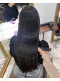 艶感たっぷり指通りの良い髪へ！縮毛矯正