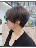 丸みショート×艶ブラウン