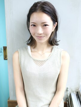 バース(BIRTH) 天神【BIRTH】インナーカラー×外ハネウェットミディ