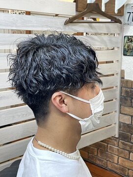 ヴェルゴ(vellgo) 前下がりマッシュとスパイラルパーマ