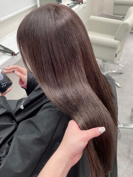 ベレーザ 渋谷(BELEZA) 2428艶感モノトーングレージュミルクチョコレートビターショコラ