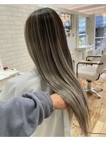 タオ 河原町(Tao) "グレーバレイヤージュ"