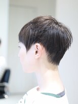 ヘア デザイン リスク(HAIR DESIGN RISK)&nbsp;【RISK 高橋勇太】黒髪でシルエットが完璧な束感ベリーショート