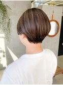 ショートヘア ハンサムショート ハイライト ベージュ