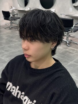 ジーニー 千葉(GENiE) ウルフ/センターパート/カルマパーマ/ニュアンスパーマ/古荘竜生