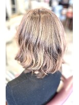 サーティエイト(38)&nbsp;エアリー やわらかカール ハイトーン アッシュ/カット/髪質改善/