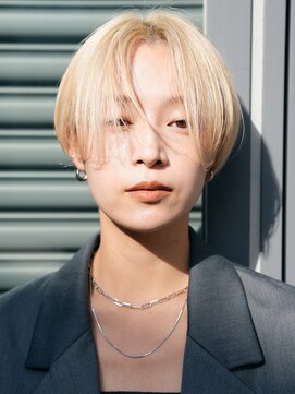 ソワネ 表参道(soigne) 表参道大人ショートボブ顔周りレイヤーカットくびれショート30代