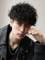 ルーシー 渋谷(LUCEY)&nbsp;ツイストスパイラルパーマ波巻きパーマシャドウパーマメンズ