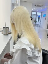 ゼロ 静岡(ZERO)&nbsp;リタッチのみで継続抜きっぱなしブロンド×レイヤーカット