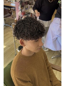 ヘアーフェロー HAIR fellow 波巻きパーマ