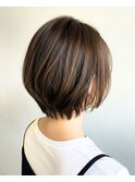 襟足すっきりの大人ショートボブ♪