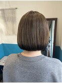 ベージュ裾カラーブラック