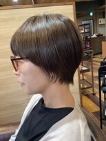 ヘアーメイク トレコローリ(hair make trecolori)&nbsp;【trecolori 津田沼】耳掛けしやすいマッシュショートグレージュ