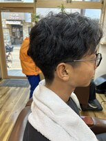 ヘアーサロン新華&nbsp;アップバングショート