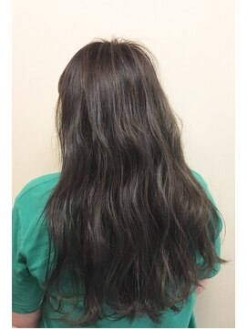 トーン 上大岡(tone.) コントラストハイライト ダークアッシュ