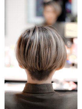 ノトマニア(NOTO MANIA) short balayage