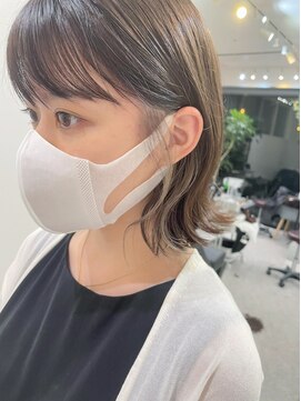 グーフィートーキョー 銀座(Goofy Tokyo) くびれボブ/控えめインナーカラー/イヤリングカラー/グレージュ