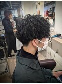 ツイストスパイラルパーマ×かき上げマッシュ