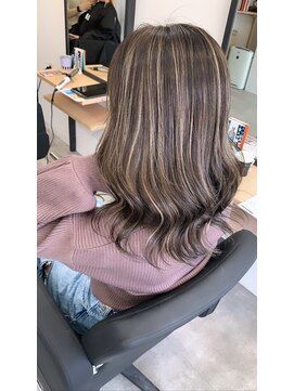 ラフ 難波店(LAFF) #黒髪#ボブルフ#ネビージュ#小顔#ワンレン